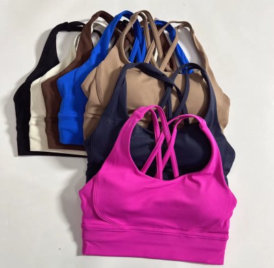 Топ спортивный StrongHold - купить в Шижне